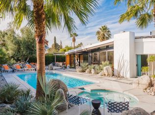 655 E Racquet Club Rd, Palm Springs, CA 92262
