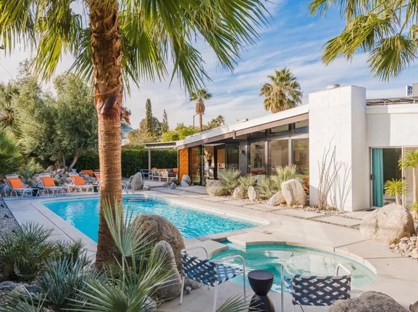 655 E Racquet Club Rd, Palm Springs, CA 92262