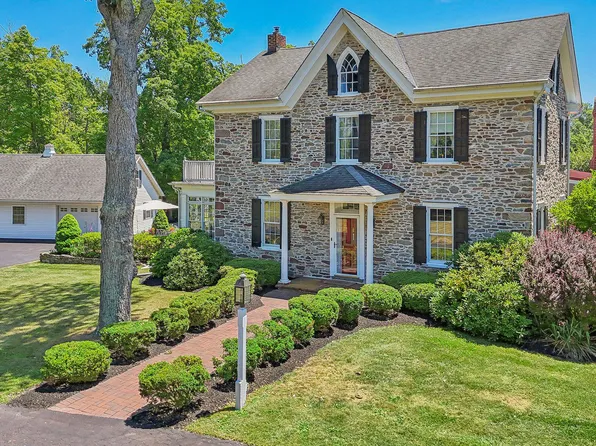 1006 Bartram Ln, Quakertown, PA 18951