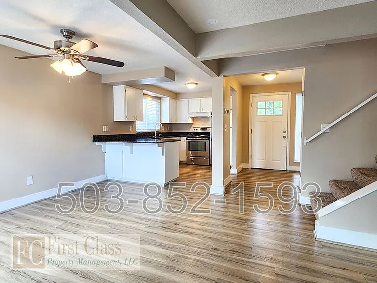 4319 SE 37th Ave — Photo 7