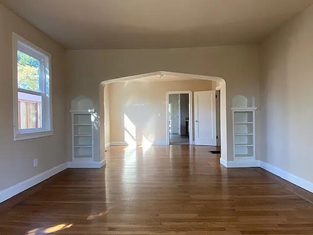1641 San Lorenzo Ave — Photo 2
