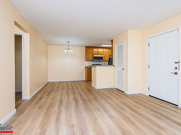 3rd image of 2750 Somerset Park Cir