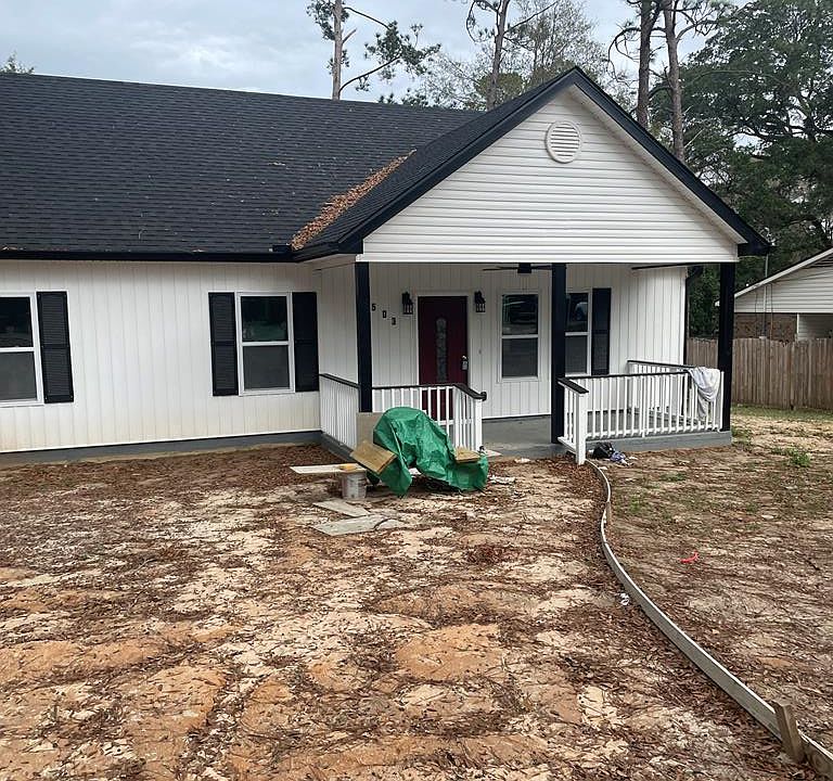 1st image of 1503 Smart St