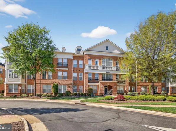 8600 Liberty Trl Unit 204, Manassas, VA 20110