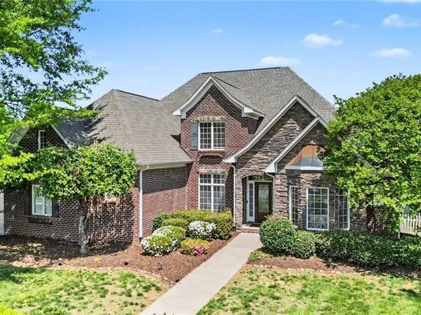 4386 Ashton Oaks Ct, High Point, NC 27265