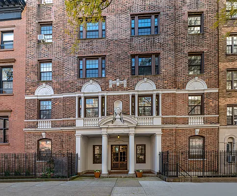 Sold by HomeLister Inc | media 11