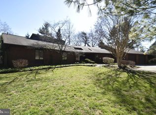 930 Mount Pleasant Rd, Bryn Mawr, PA 19010