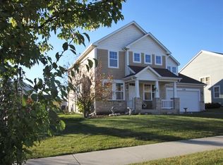 418 Hopkins Ave, Elgin, IL 60124