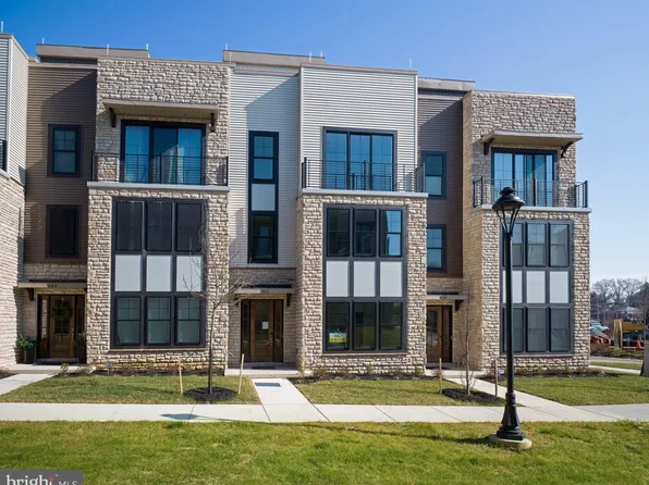 341 Horseshoe Trl, Newtown Square, PA 19073