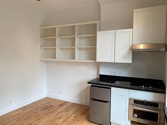 3rd image of 2309 Divisadero St #1