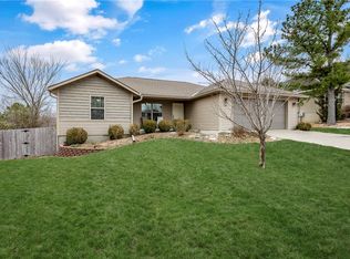 126 Granshire Dr, Bella Vista, AR 72714