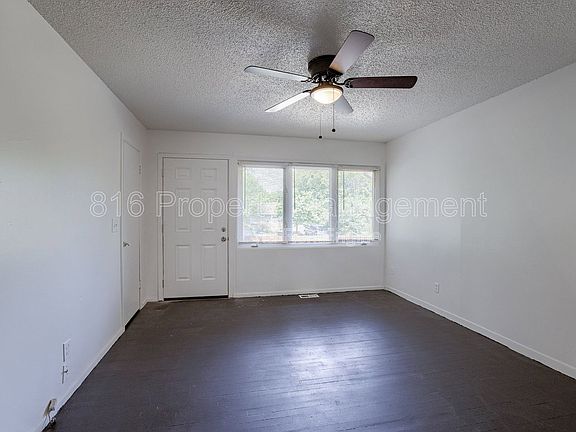 3rd image of 10009 Hardesty Ave