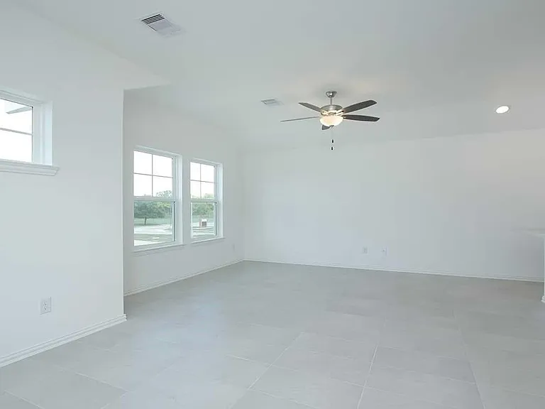 3607 Crescent Moon Ct — Photo 10