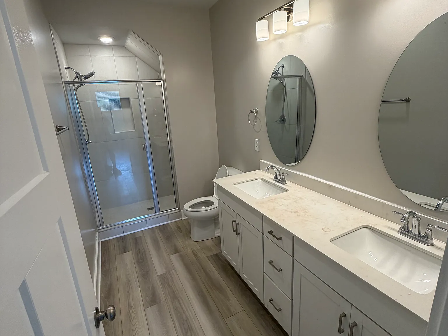 201 Woodhouse Way — Photo 2