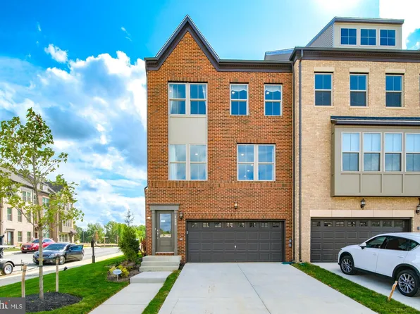 3441 Saint Robin Ln, Bowie, MD 20716