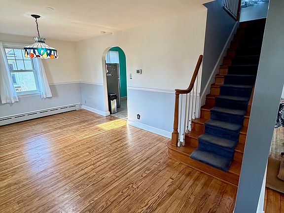 5th image of 757 Starr St