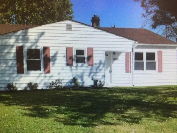 1408 W Stirling Dr, Muncie, IN 47304