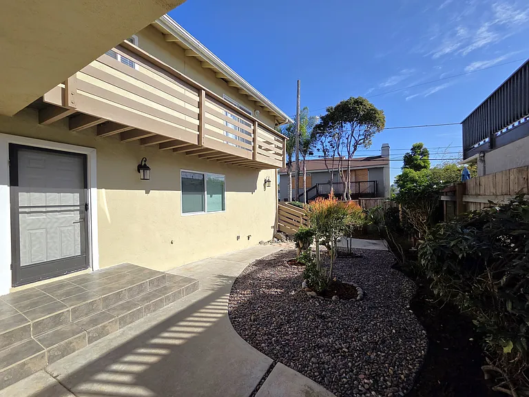 34032 Colegio Dr — Photo 3