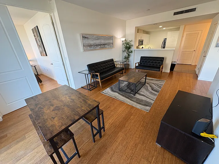 530 K St #711 — Photo 23