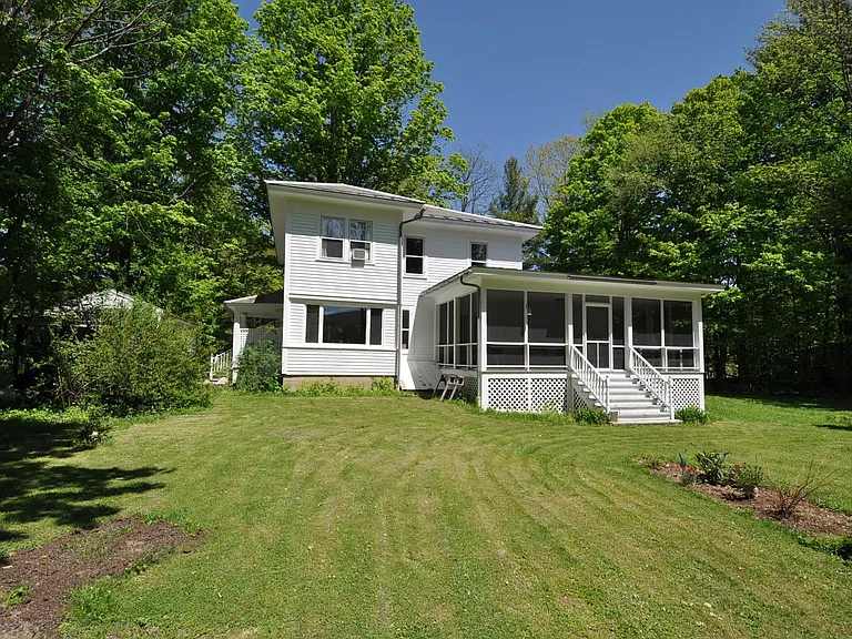 3093 Route 30 — Photo 35