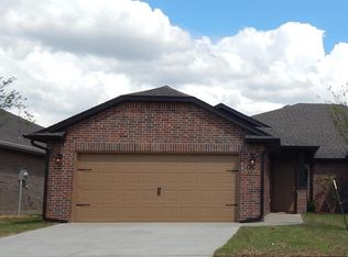 2206 Starwood Way, Yukon, OK 73099