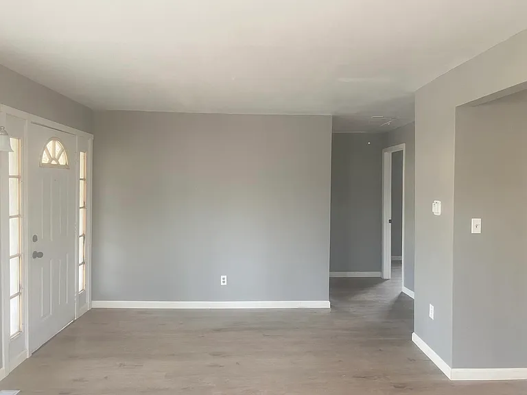 2198 Utley Rd — Photo 1