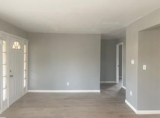 2198 Utley Rd, Flint, MI 48532