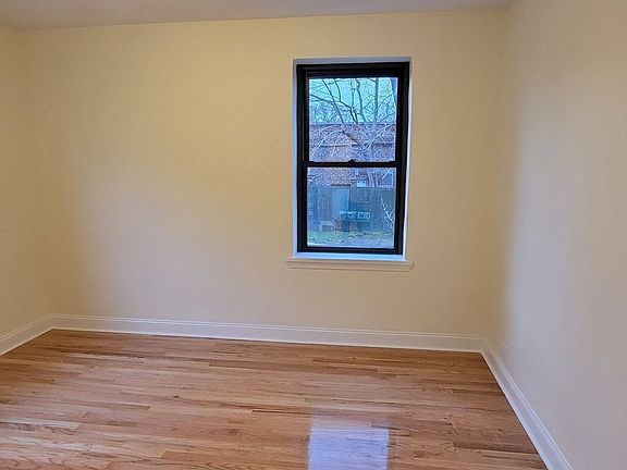 5th image of 21-12 78th St #1B