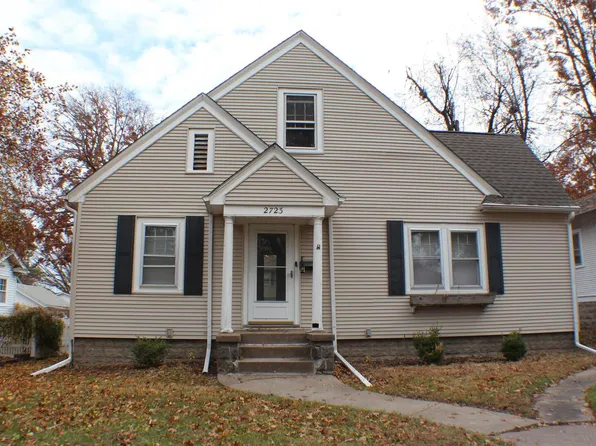 2723 Arlington Ave, Davenport, IA 52803