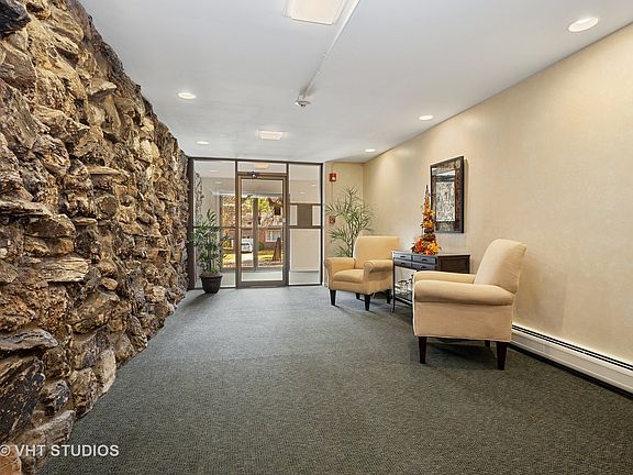 2nd image of 100 S Vail Ave APT 406