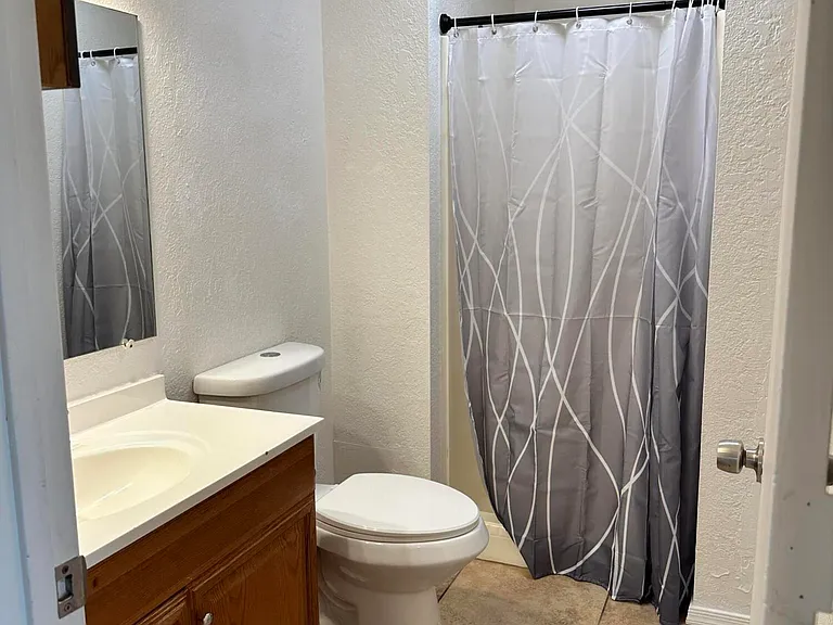 427 E Friar Ave #5 — Photo 6