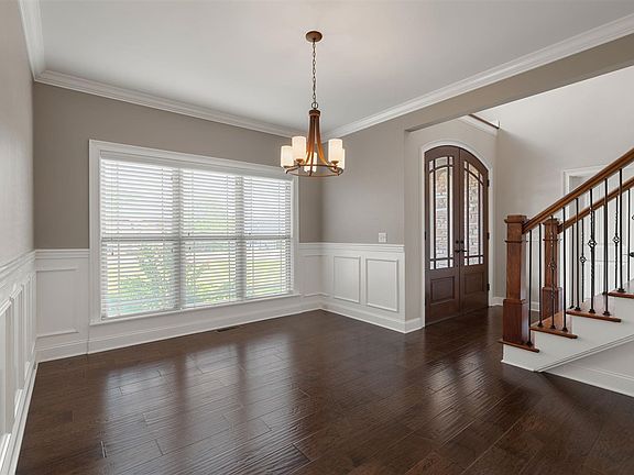 5th image of 996 Cumberland Ridge Way
