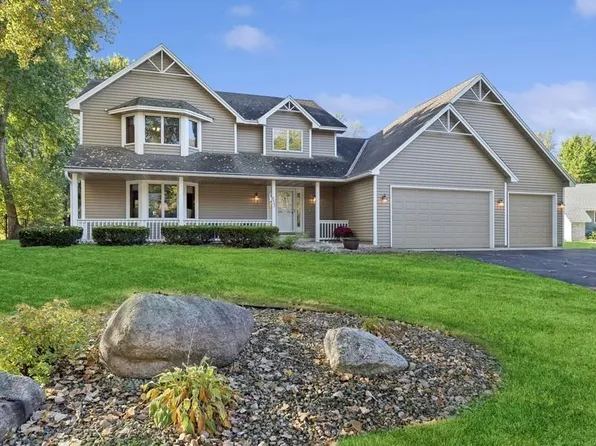 8922 138th Street Ct, Apple Valley, MN 55124