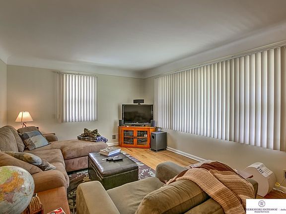 3rd image of 4626 N 81st St