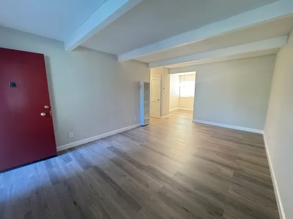 2000 Central Ave APT D, Alameda, CA 94501