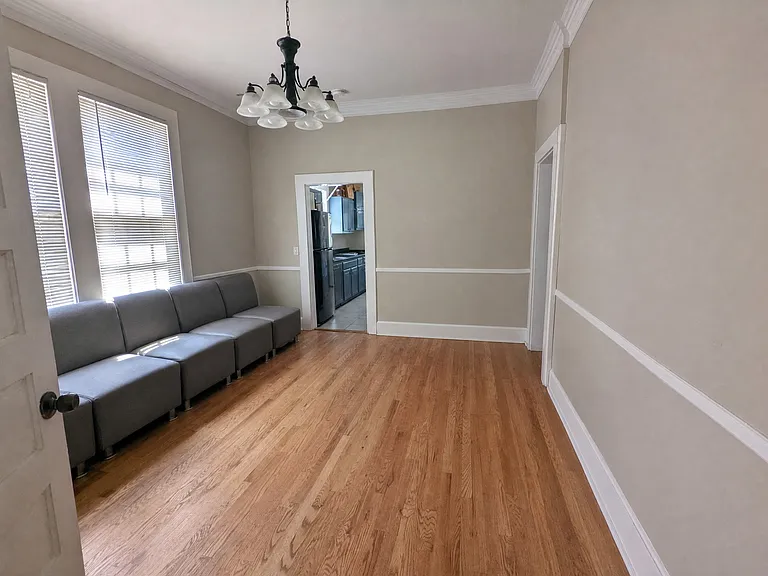 2115 Wallace St — Photo 8