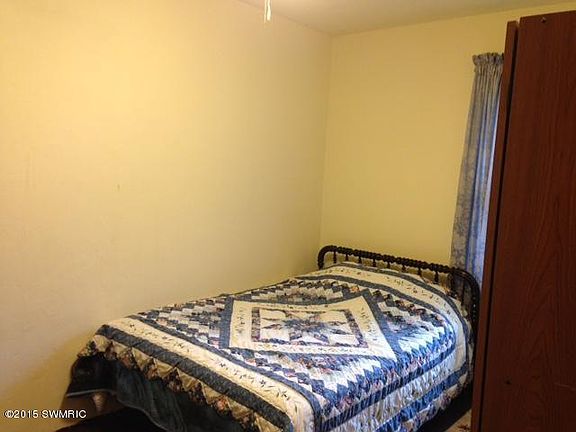 4th image of 119 Hilltop Ln