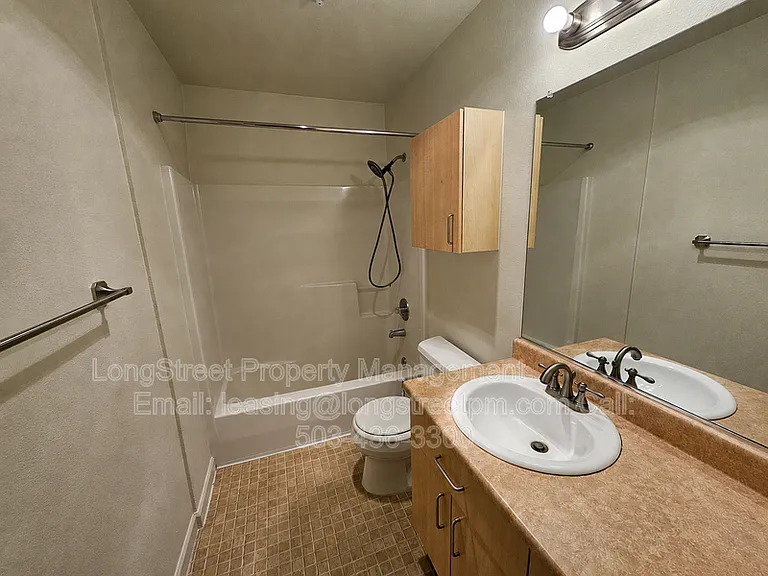 20 SE 172nd Ave #113 — Photo 10