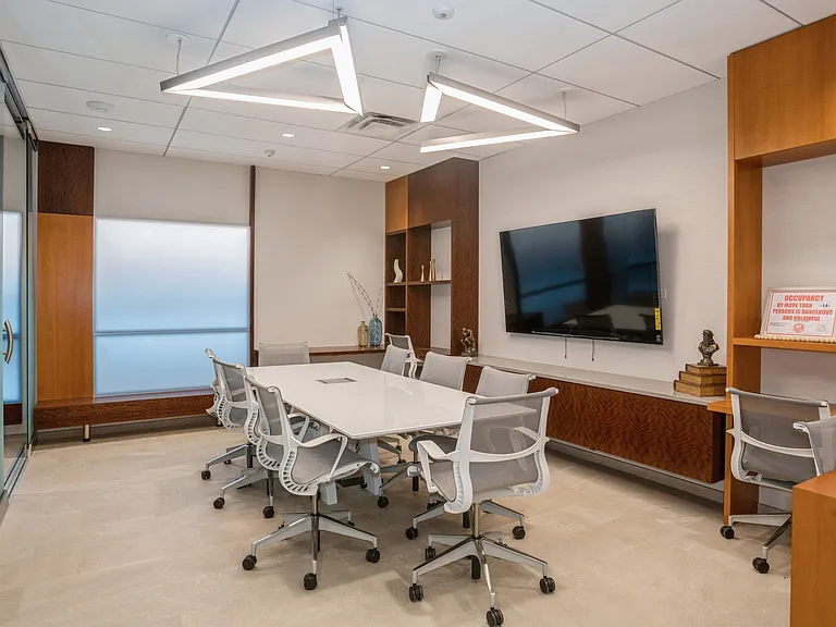 400 E Randolph St #2022 — Photo 29