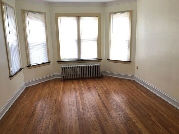 4th image of 6554 S California Ave #1