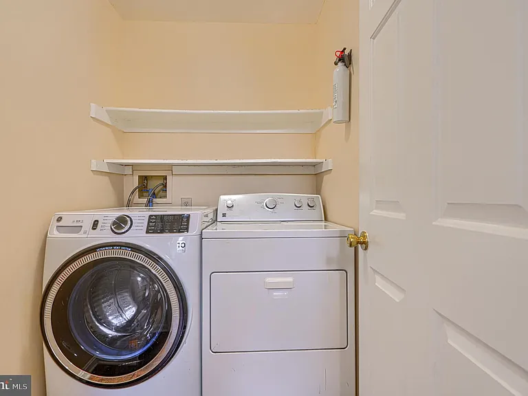 11322 Baritone Ct — Photo 24