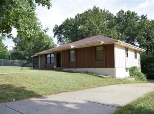 8505 E 56th St, Kansas City, MO 64129