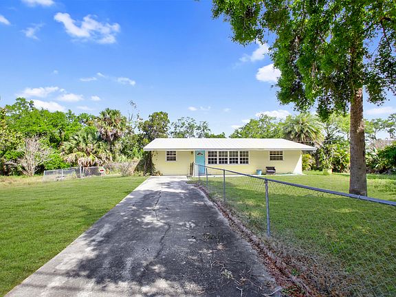 3rd image of 1004 Louisiana Avenue