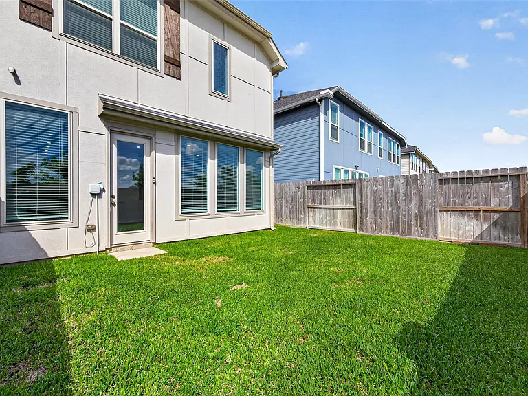5703 Foggy Vine Ct — Photo 39