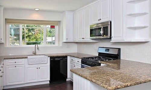 3rd image of 23214 Mariano St
