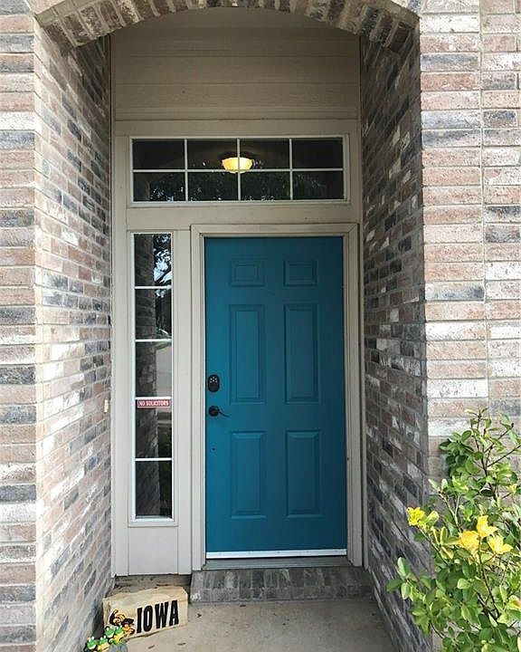 1st image of 2901 Nandina St