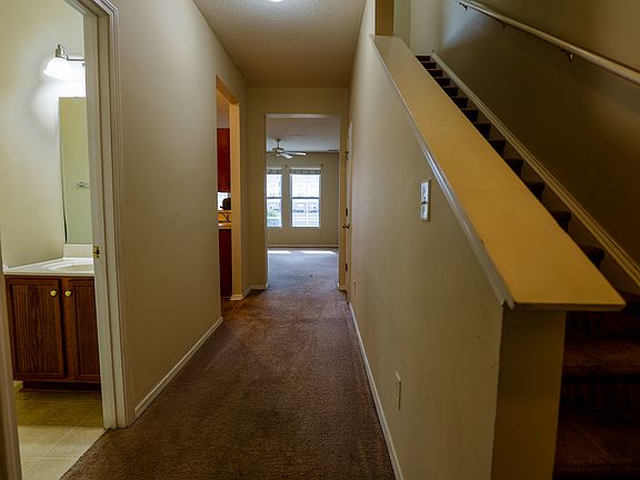 326 Kiskadee C (Downstairs Hallway)_12112024