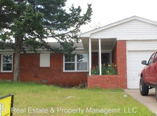 2205 Flannery Dr, Midwest City, OK 73110