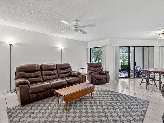 3rd image of 5650 Camino Del Sol #106