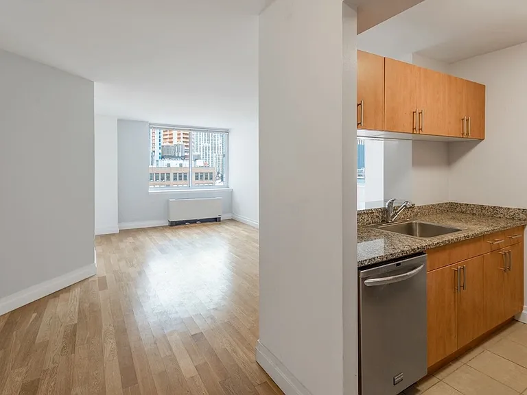 776 6th Ave #34A — Photo 5
